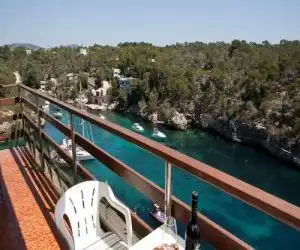 Apartamentos Llevant - hotel en Cala Figuera
