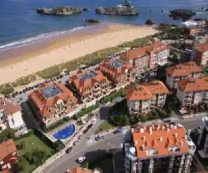 Apartamentos Maritimo Ris - hotel en Noja