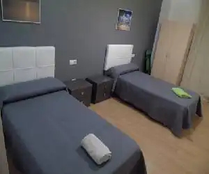 Apartamentos Mequedo - hotel en Alcañiz