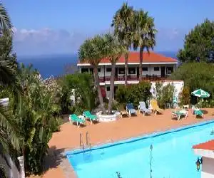 Apartamentos Miranda - hotel en Breña Alta