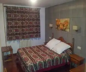 Apartamentos Petronilla - hotel en Benasque