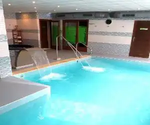 Apartamentos Rurales & Spa Antilles Playa - hotel en Cue