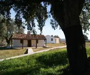 Apartamentos Rurales Escobar & Jerez - hotel en Valencia de Alcántara