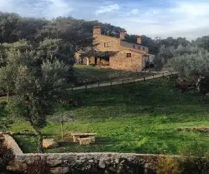 Apartamentos Rurales La Macera **** - hotel en Valencia de Alcántara