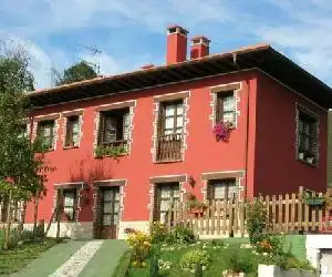 Apartamentos Rurales Piedrafita - hotel en Llenín