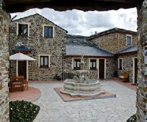 Apartamentos Rurales San Xillao - hotel en Villaframil