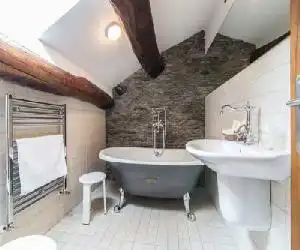 Apartamentos Rurales Sierra - hotel en Palacio de Naviego