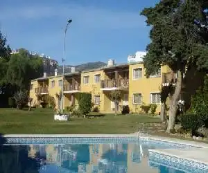 Apartamentos San Carlos - hotel en Benalmádena