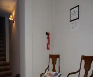 Apartamentos Santa Ana - hotel en Cambil