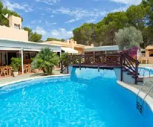 Apartamentos Ses Eufabietes - hotel en San Francisco Javier