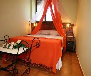 Apartamentos Toraya - hotel en Hoz de Anero