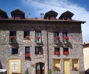 Apartamentos Turísticos Batlle Laspaules - hotel en Laspaúles