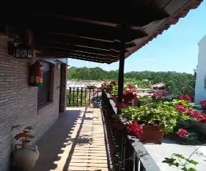 Apartamentos Turisticos Sanahuja - hotel en Valbona