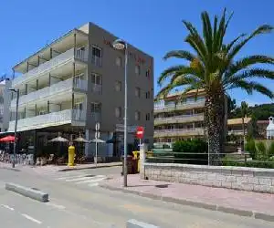 Apartaments Gibert - hotel en Sant Antoni de Calonge