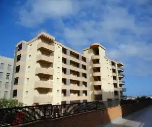 Apartaments Lamoga - Monteixo - hotel en Torredembarra