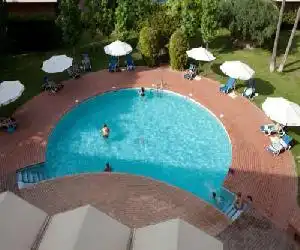Apartaments SB Corona Tortosa - hotel en Tortosa