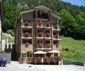 Apartaments Turistics Sant Roma
