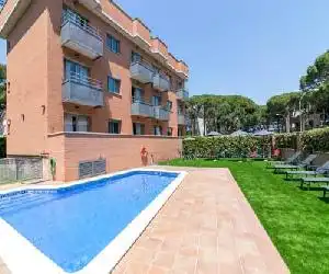 Aparthotel Bardon - hotel en Castelldefels