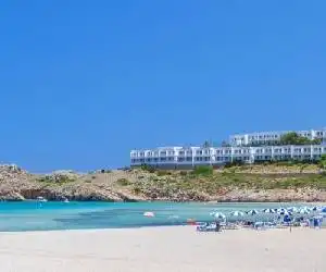 Beach Club Menorca - hotel en Son Parc