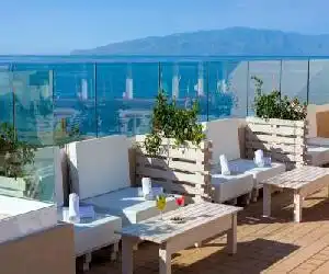 Aparthotel Los Dragos del Sur - hotel en Puerto de Santiago