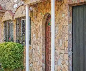 Apartment c/Ronda del Paradis - hotel en Vidreras