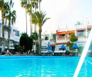 Apartment Chaparral Complex - hotel en Costa Del Silencio