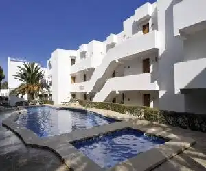 Apartamentos Ferrera Pins - hotel en Cala Ferrera