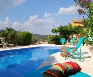 Arianel.la B&B Penedes - hotel en Torrellas de Foix