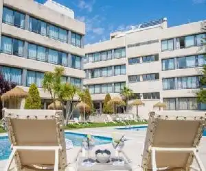 Atenea Park Suites & Apartments - hotel en Vilanova i la Geltrú