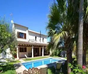 Barcelo - hotel en Villafranca de Bonany