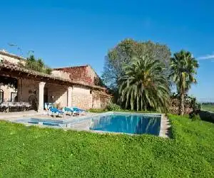 Biniaco - hotel en Muro