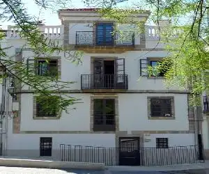 Blanco Apartamentos Turísticos - hotel en Santiago de Compostela