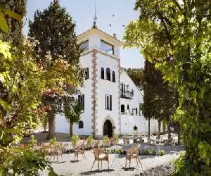 Box Art Hotel - La Torre - hotel en Collado Mediano