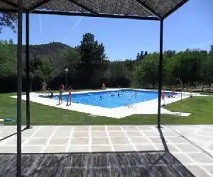 Bungalows Puente Nuevo - hotel en Villaviciosa de Córdoba