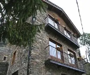 Ca La Martra - hotel en Toses