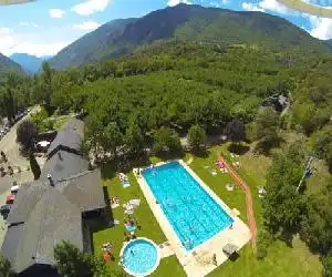 Camping Bungalows La Borda del Pubill - hotel en Vall de Cardos