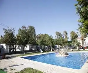 Camping Valle Niza Playa - hotel en Benajarafe
