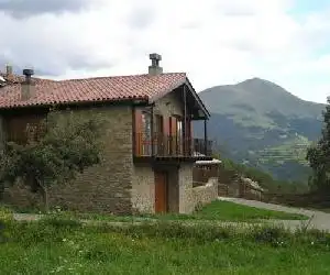 Can Tubau - hotel en Campelles