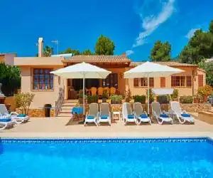 Cas Menescal - hotel en Costa de los Pinos