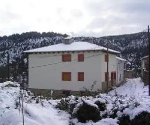 Casa Alhambras - hotel en Manzanera