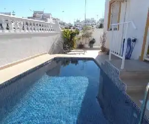 Casa Corte del Sol - hotel en La Florida