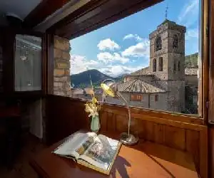 CASA RURAL CRUZ - Adults ONLY - hotel en Boltaña