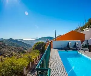 Casa Cueva Las Margaritas - hotel en Artenara