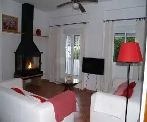 Casa de Abajo - hotel en Prado del Rey