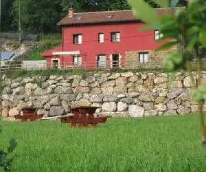 Casa La Escuela - hotel en Tuilla