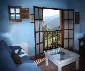 Casa Les Pedroses - hotel en Campiellos