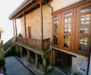 Casa Mañoso - hotel en Cea