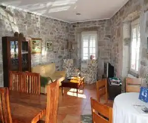 Casa O Torgal - hotel en Parada del Sil