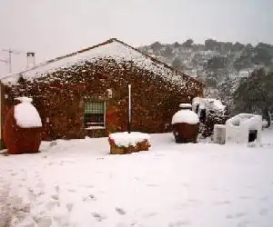Casa Rural El Poleo - hotel en Villaviciosa de Córdoba