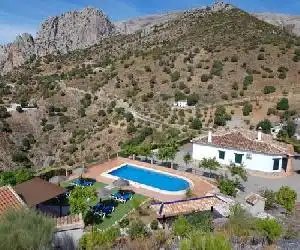 Casa Rural El Puerto - hotel en El Chorro